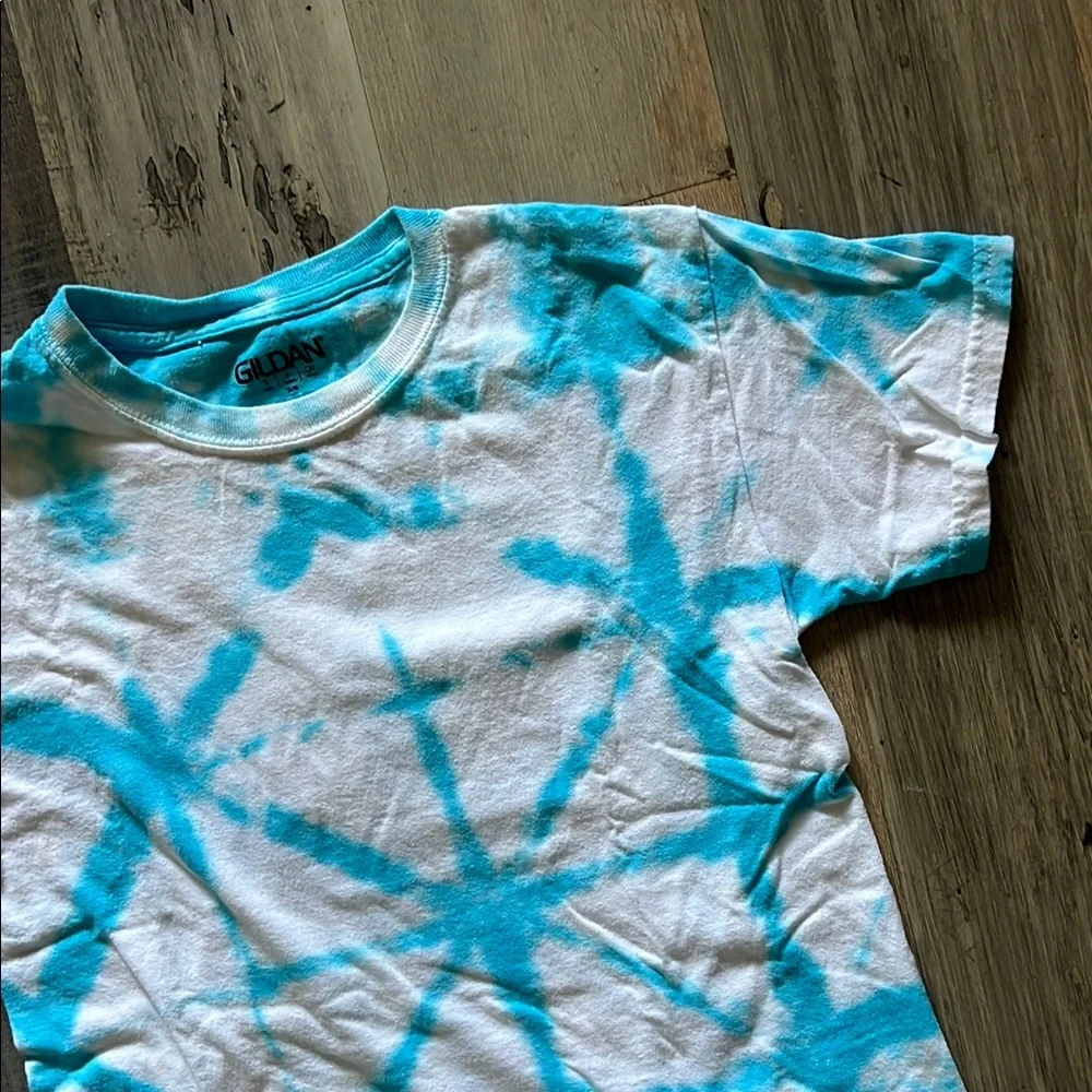 Blue & White Handmade Tie-Dye Gildan Kids T-Shirt Size: Youth Small (S)